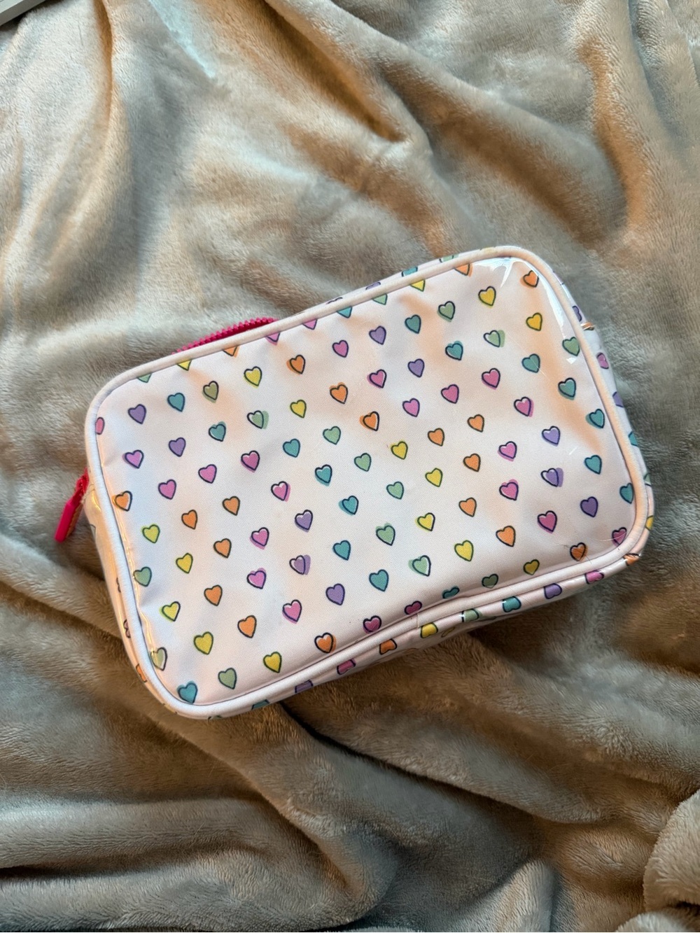 Roller Rabbit White Heart Print Pouch with Rainbow Hearts